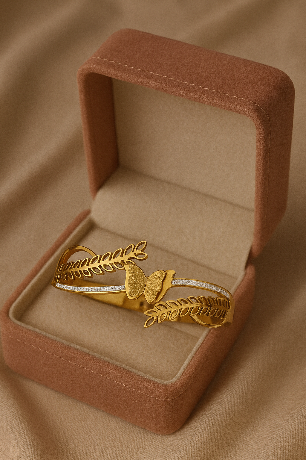 FlutterLeaf Elegance Kada | Gold-Plated Stainless Steel – KZ8812365