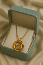 Crown Orbit Prestige Necklace | Gold-Plated Stainless Steel  – KZ8812348