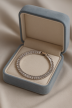 Crystal Royale Tennis Bracelet | Gold-Plated Stainless Steel – KZ8812363