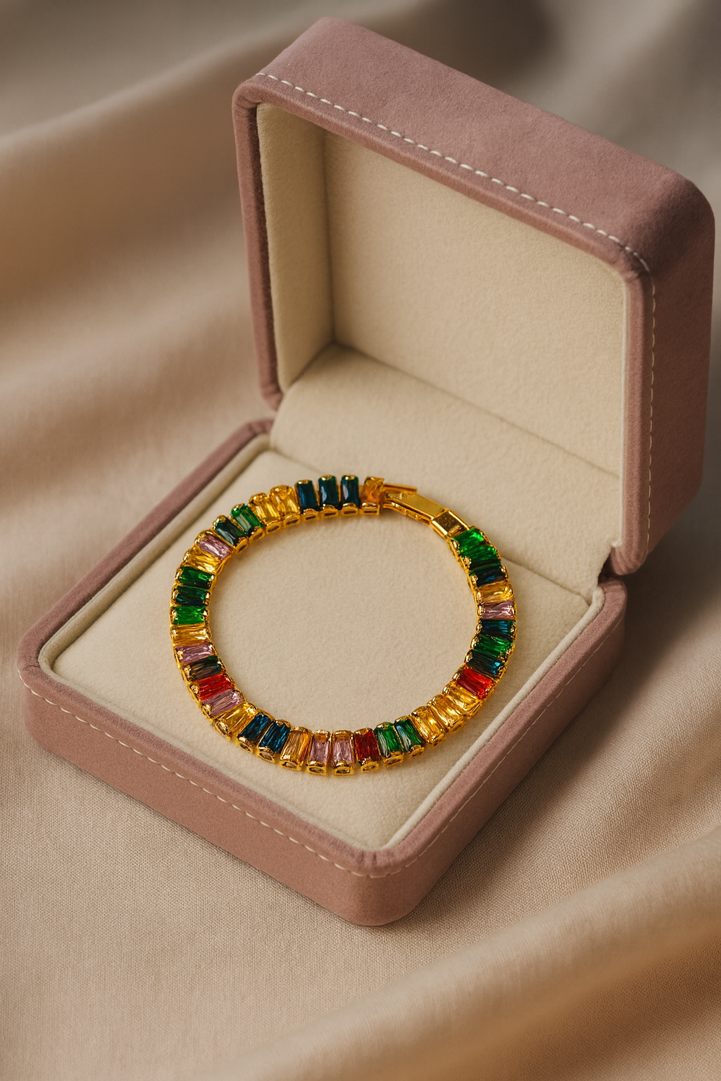 Rainbow Luxe Baguette Bracelet | Gold-Plated Stainless Steel – KZ8812370