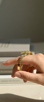 Crystal Cobra Elegance Kada | Gold-Plated Stainless Steel– KZ8812362