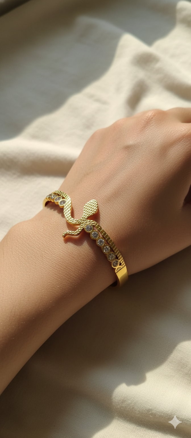 Crystal Cobra Elegance Kada | Gold-Plated Stainless Steel– KZ8812362