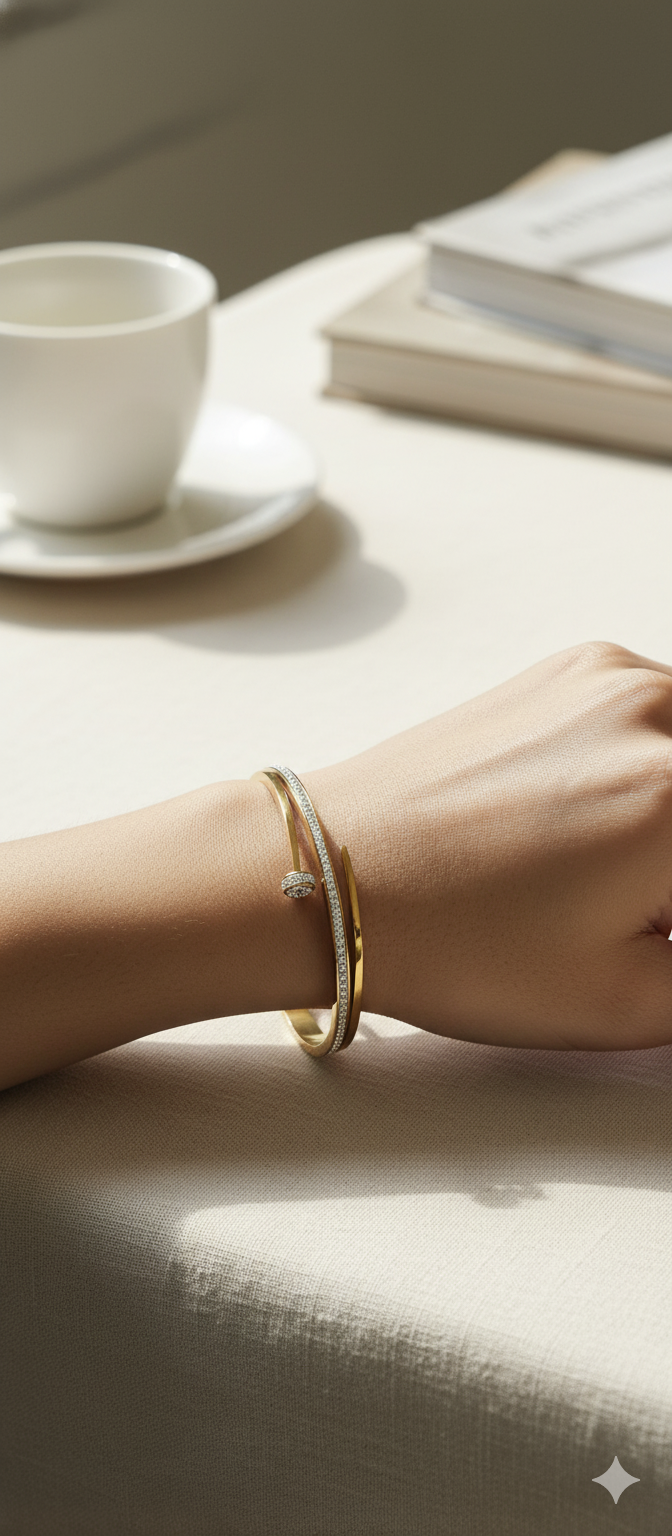 Diamond Curve Signature Kada | Gold-Plated Stainless Steel – KZ8812364