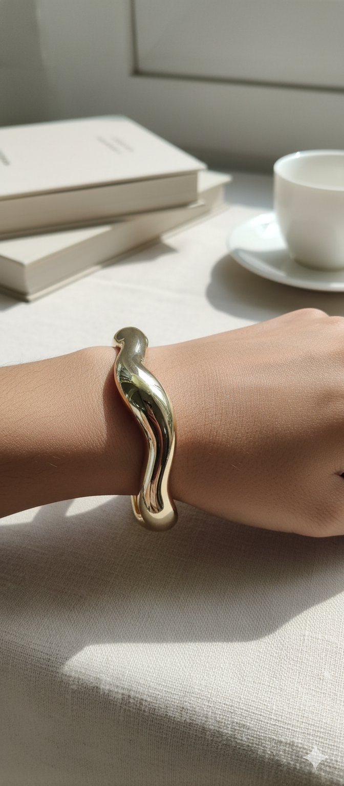 Regal Twist Statement Kada – | Gold-Plated Stainless Steel -KZ8812371