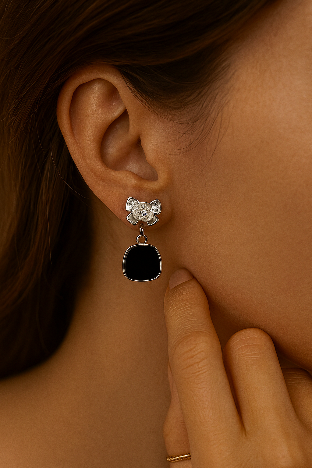 Midnight Bloom Earring-KZ8812317