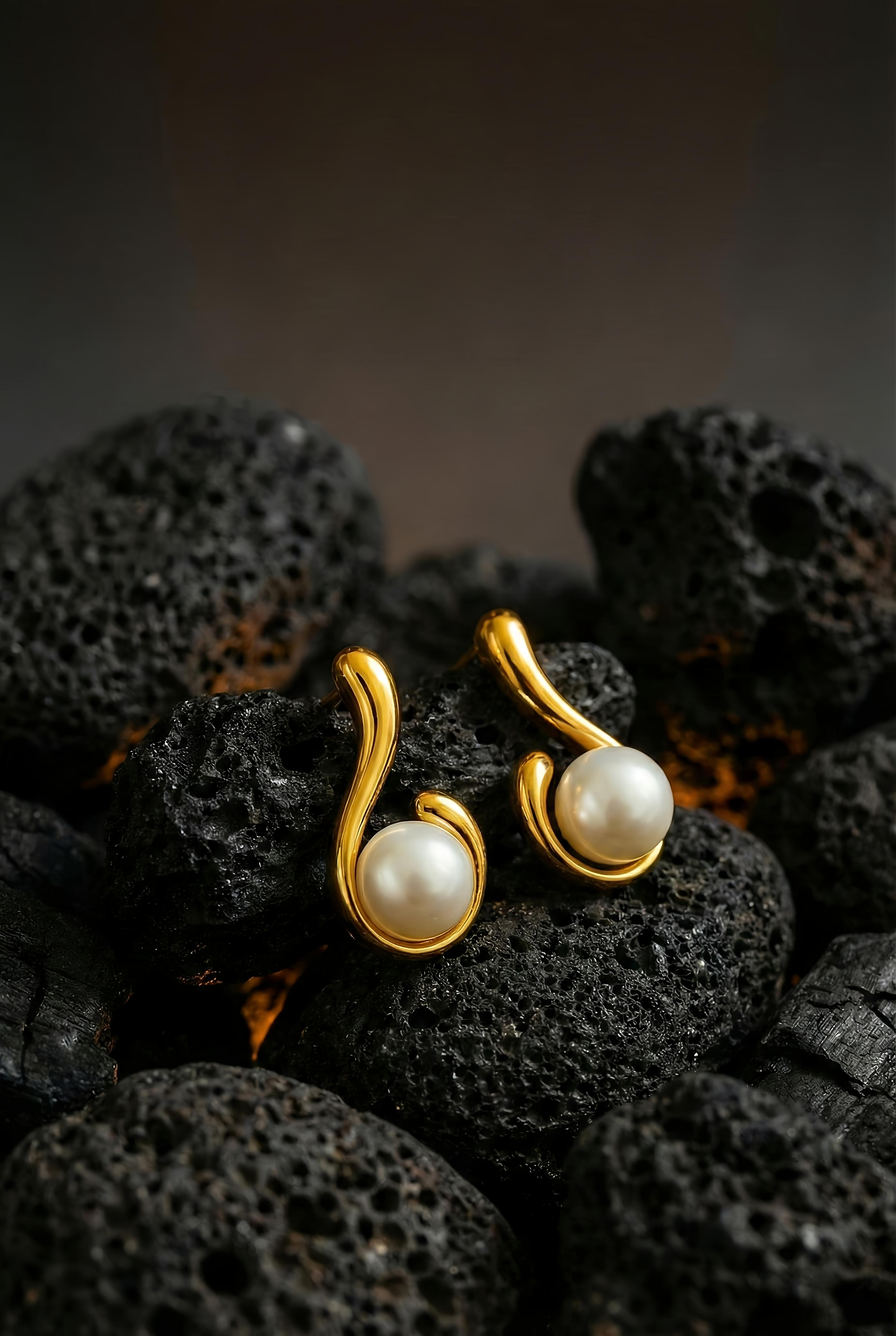 Infinity Curve Pearl Earrings | Gold-Plated Stainless Steel  – KZ8812339