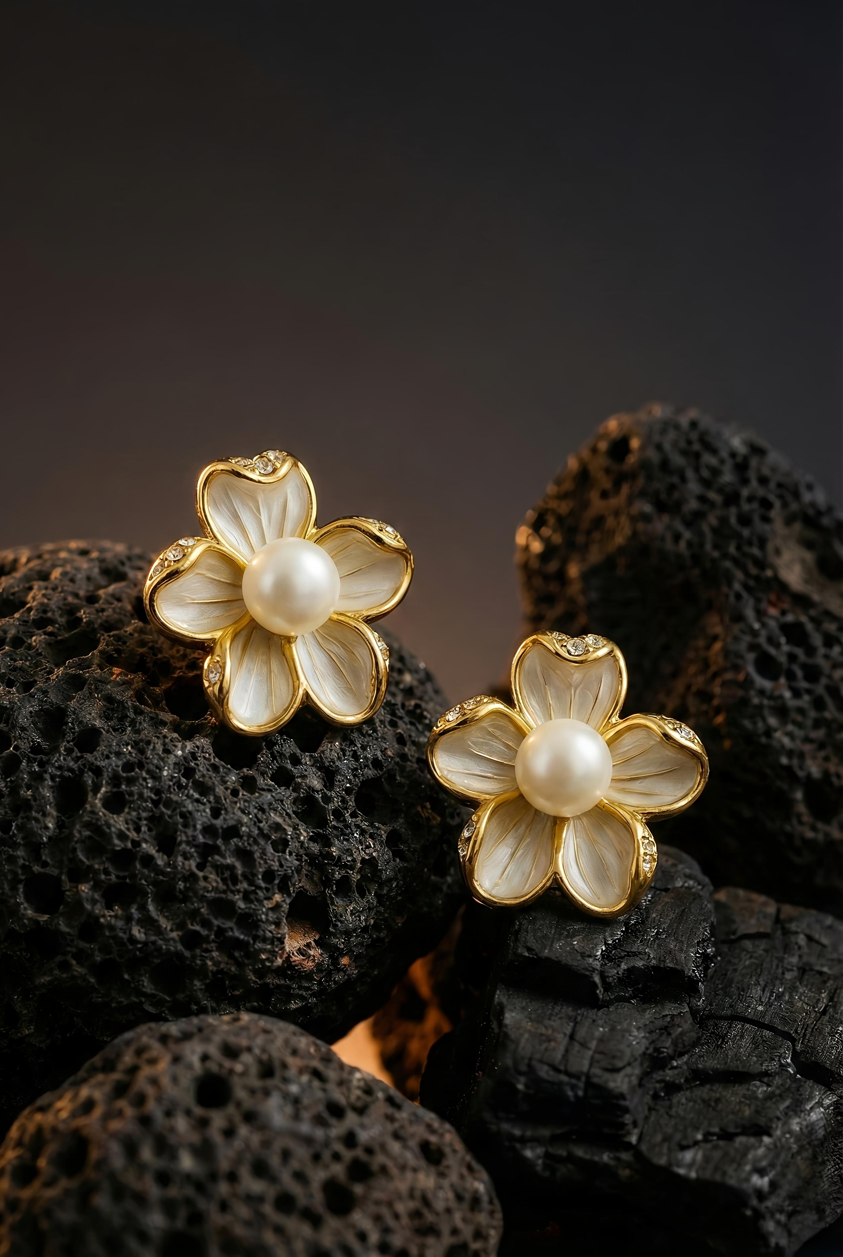 Golden Flower Pearlette | Gold-Plated Stainless Steel – KZ8812333