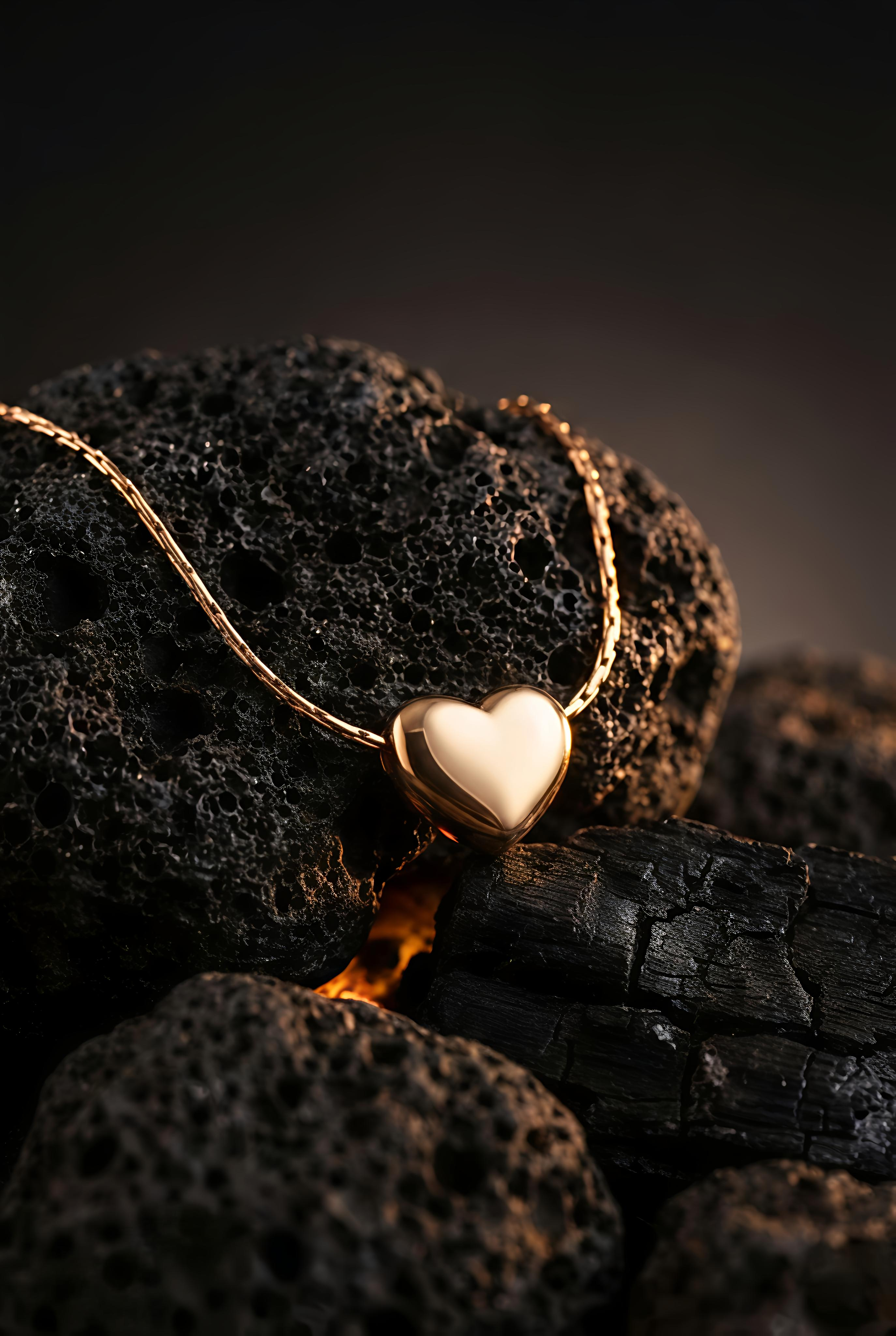 Minimal Heart Necklace | Gold-Plated Stainless Steel- KZ8812307