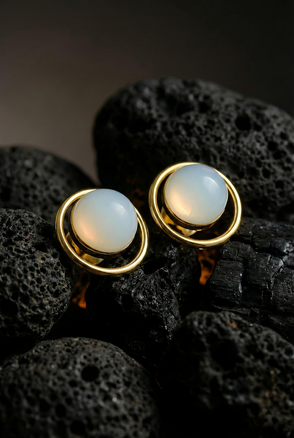 Moonstone Halo Studs | Gold-Plated Stainless Steel – KZ8812343