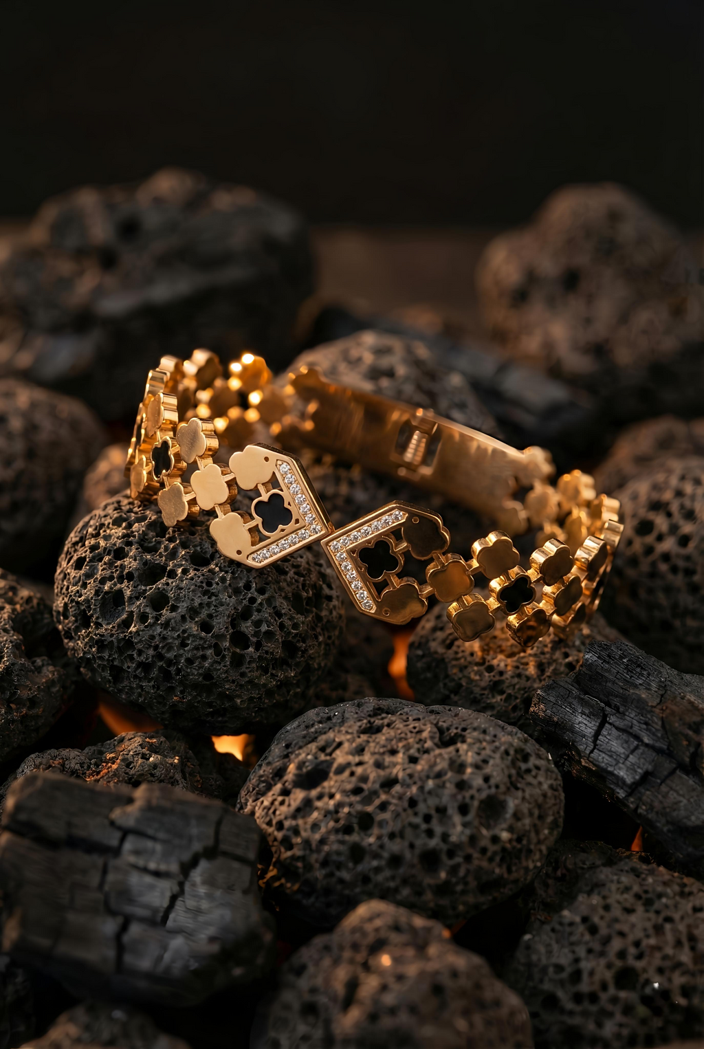 Majestic Clover Crown Kada | Gold-Plated Stainless Steel  – KZ8812368