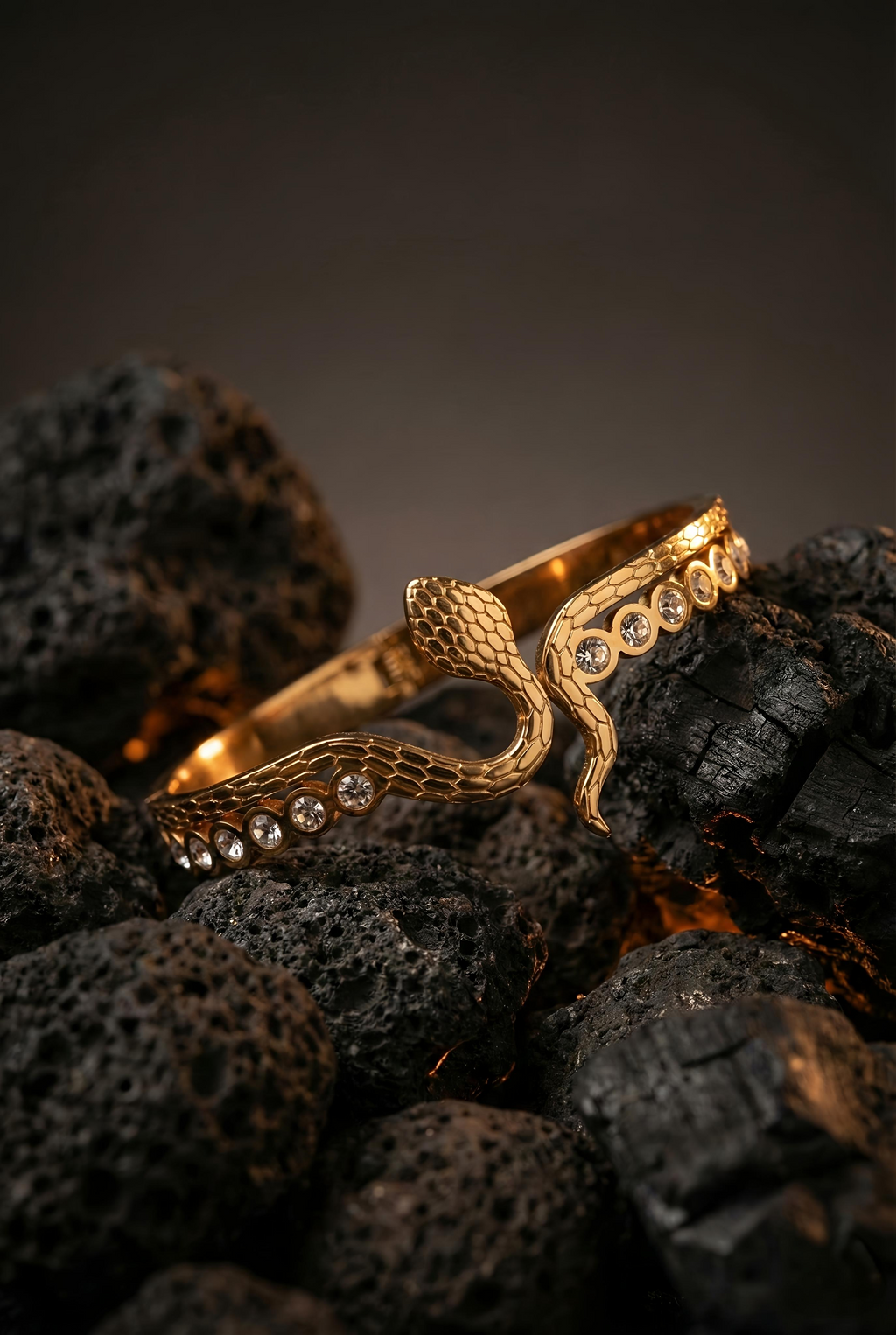 Crystal Cobra Elegance Kada | Gold-Plated Stainless Steel– KZ8812362